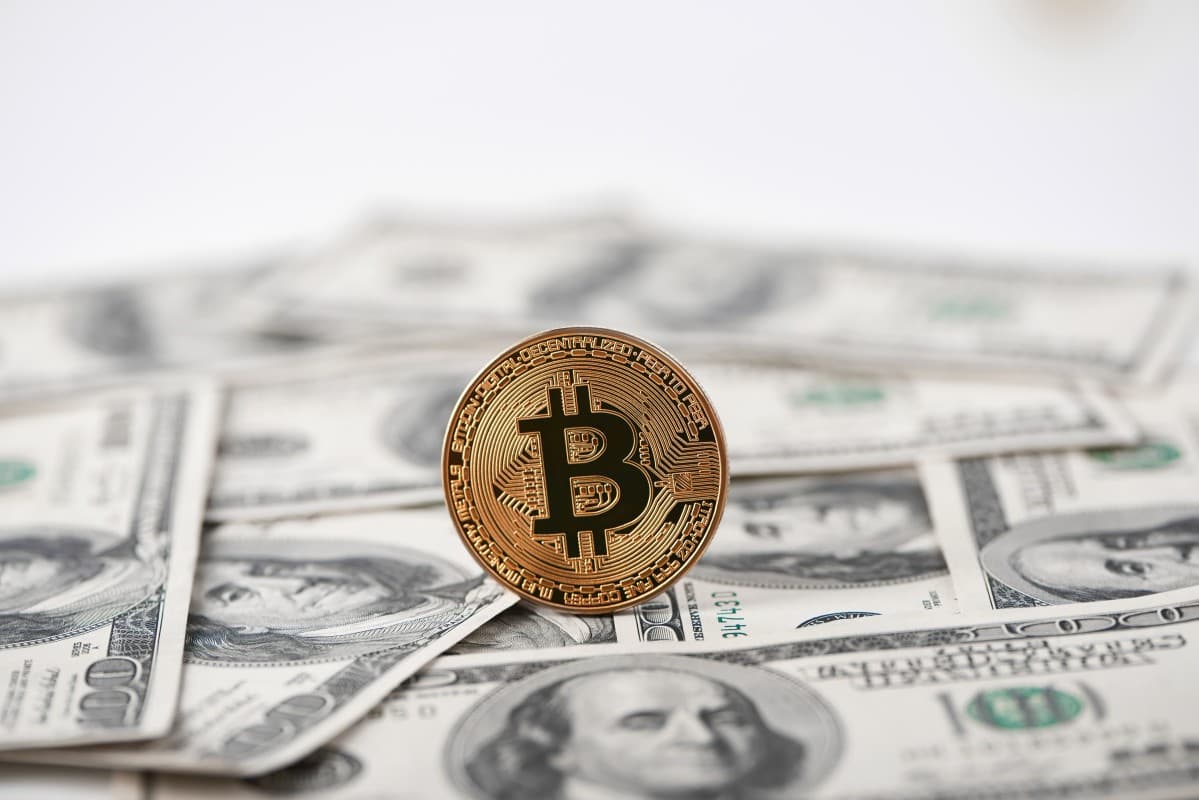 Could Bitcoin Hit $250,000 by 2025? Experts Weigh In on Future Predictions
