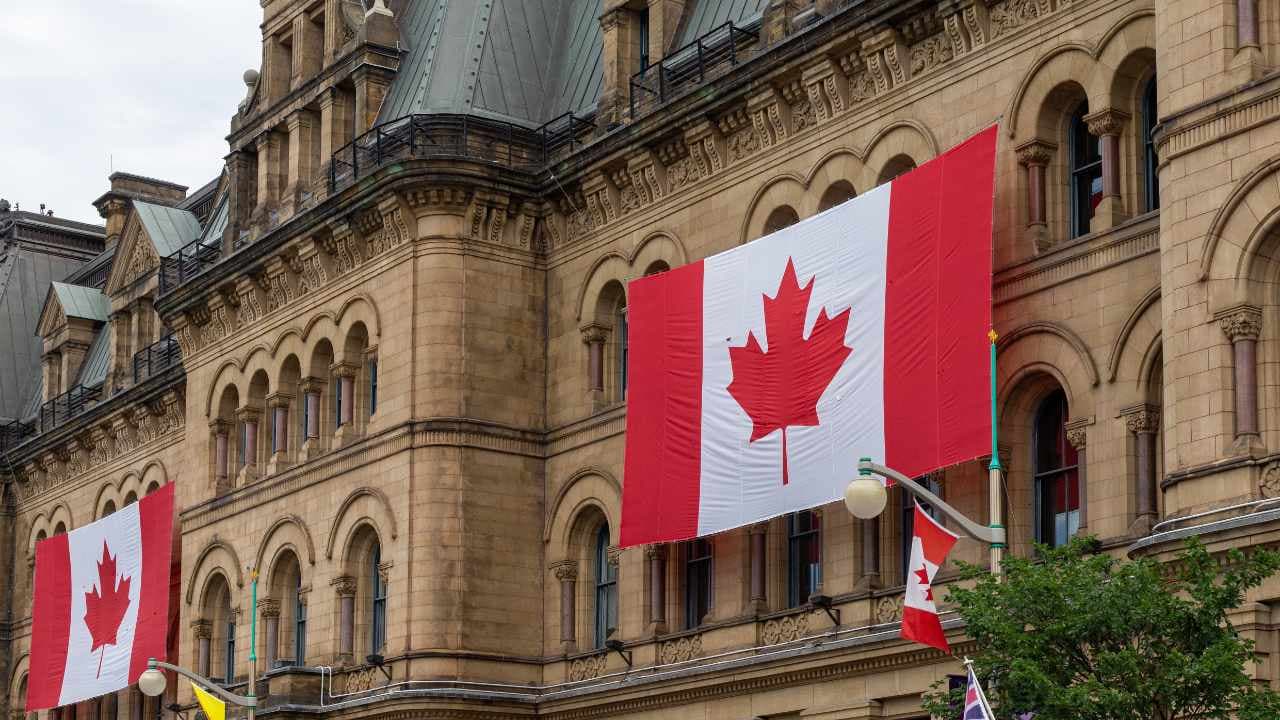 Pierre Poilievre's Bold Move: Banning Central Bank Digital Currency in Canada