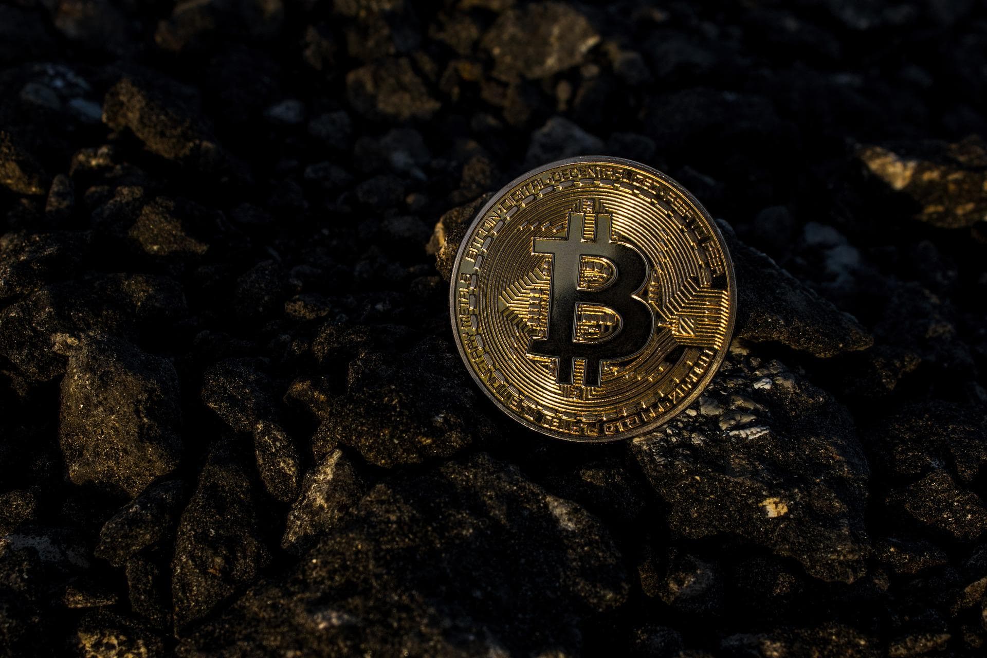 Crypto Firm Payeer Slapped with Record €9.3M Fine for AML Failures in Lithuania