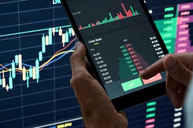 Trader with 100% Win Rate Bets Big on Bitcoin, Ethereum, and Solana Amid Market Uncertainty