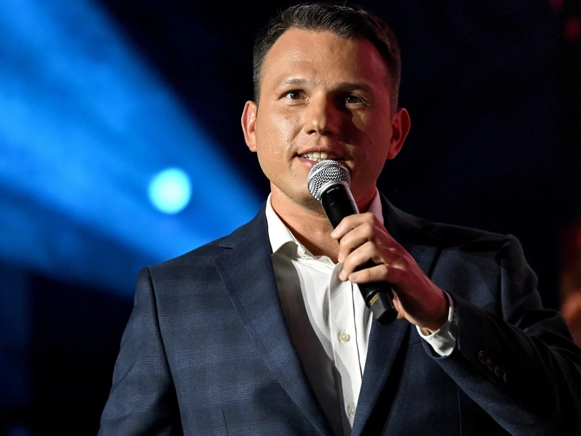 Polish Presidential Candidate Sławomir Mentzen Proposes Strategic Bitcoin Reserve