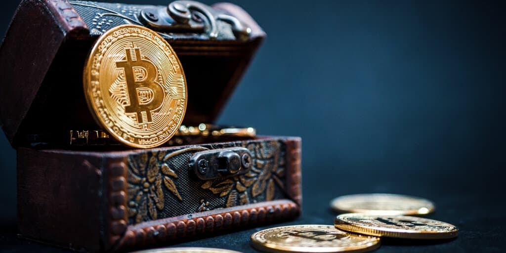 Bitcoin Transactions Surge to $132 Amid Babylon's Staking Launch β What You Need to Know!