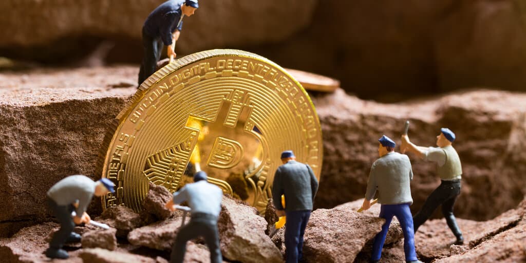 The Rise of Solo Bitcoin Miners: Are They Really Winning? Discover the Truth!