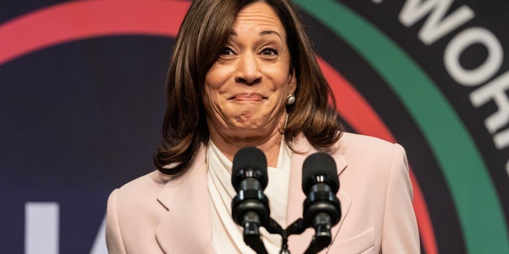 Is Kamala Harris the Unexpected Champion for Bitcoin Over Trump? Insights from VanEck