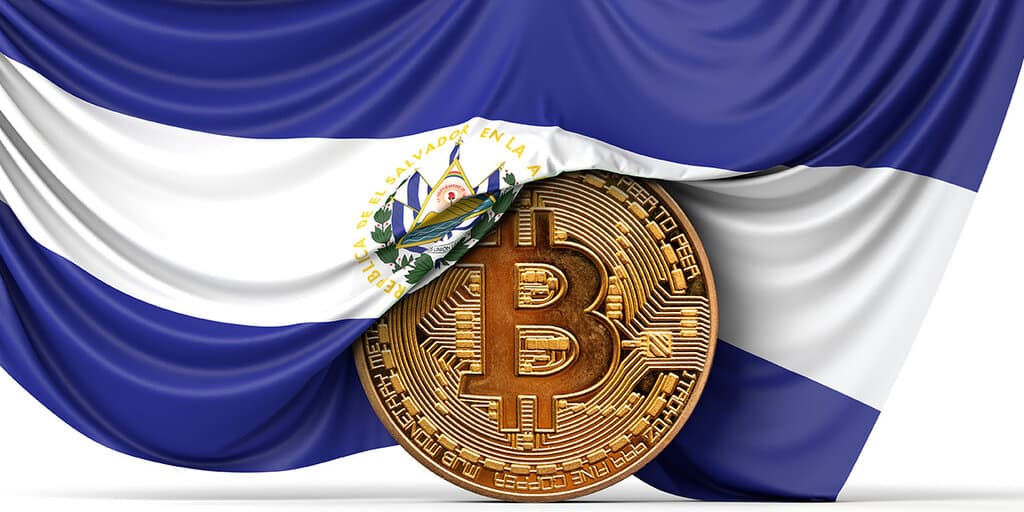 El Salvador's Bold Bitcoin Strategy Pays Off: Bonds Surge Amid Criticism