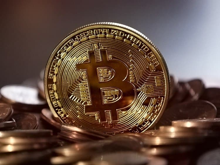 Bitcoin Surges Past $100K as Calamos Launches Groundbreaking Downside Protection ETF