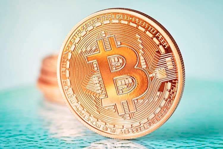 Is Bitcoin Heading for a Major Drop? Uncovering the Sell Signals