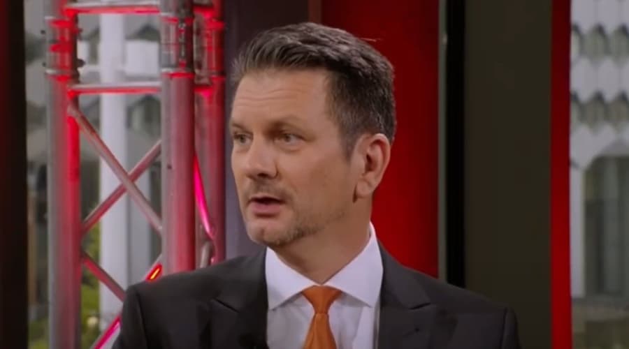 Former UK Minister Steve Baker Joins Axiom's Ambitious $75 Million Bitcoin Fund