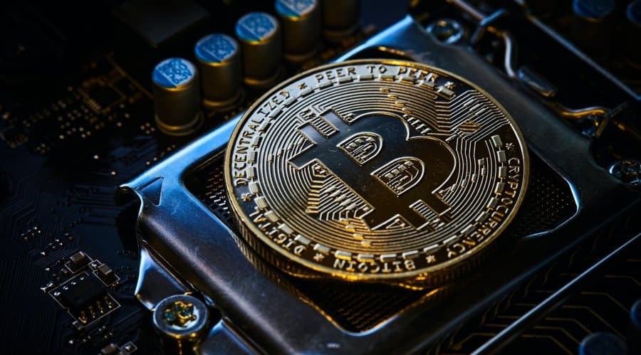 Argo Blockchain's Bitcoin Mining Output Plummets by 63% in July 2024 - What's Next?