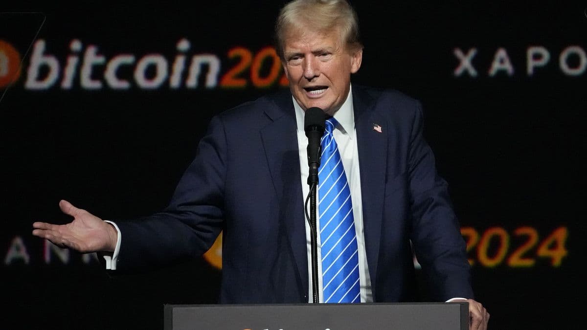Bitcoin's Bullish Surge: Experts Predict $250,000 by 2025! What You Need to Know