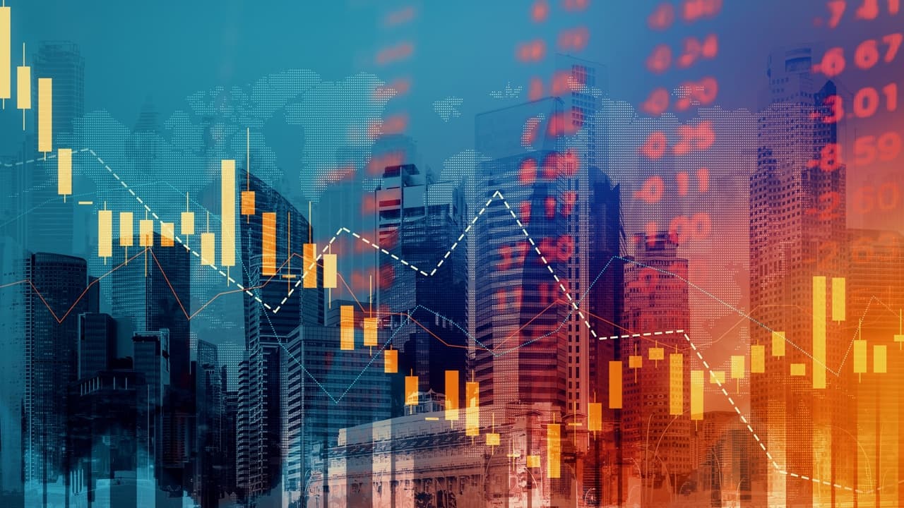Is a 2024 Recession Inevitable? Insights from The Economist on America's Economic Future