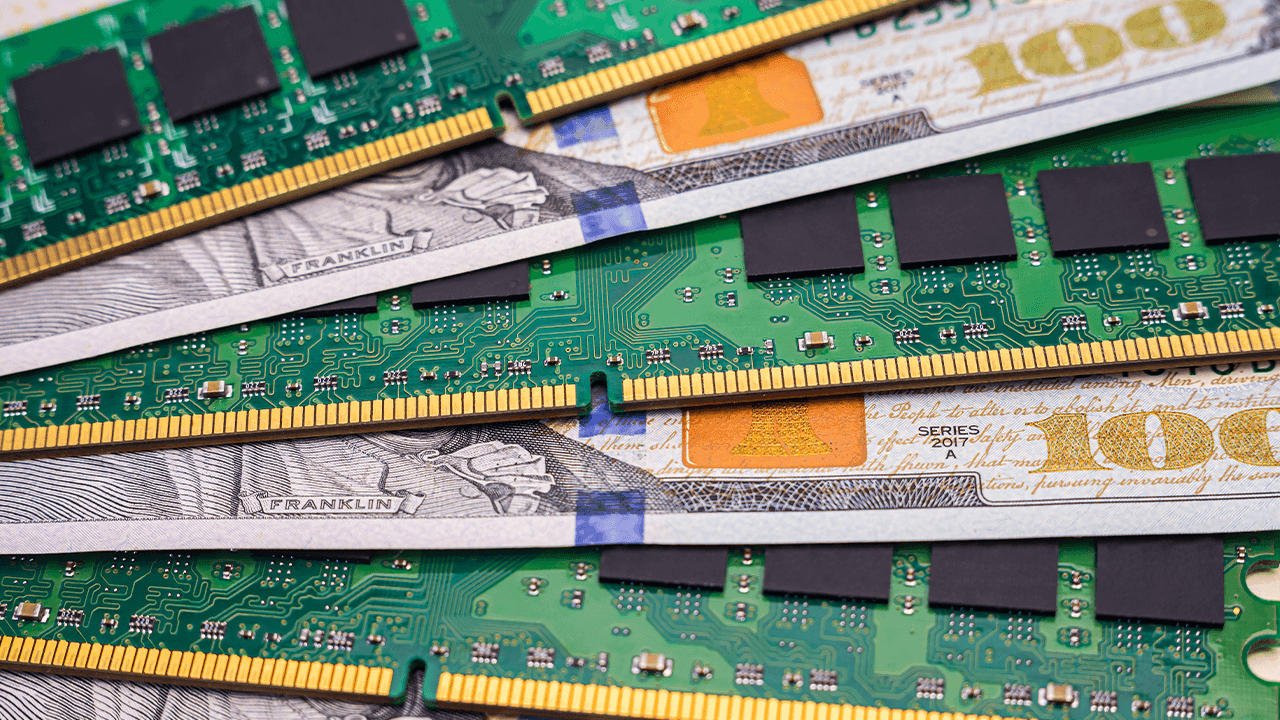 PC Modder Builds DIY Copper RAM Heatsinks to Beat $20 Price Tag
